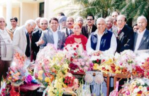 Floral Welcome of Shri Punam Suri Ji