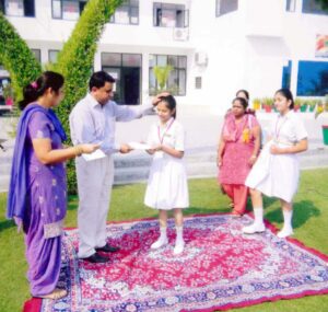 Students awarded with Certificates