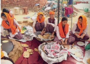 School Students doing langar sewa