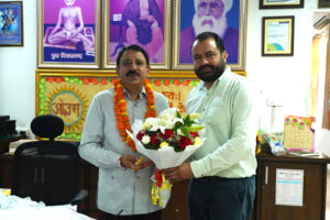 Receiving the Welcome of Manager of HDFC Bank, Samana